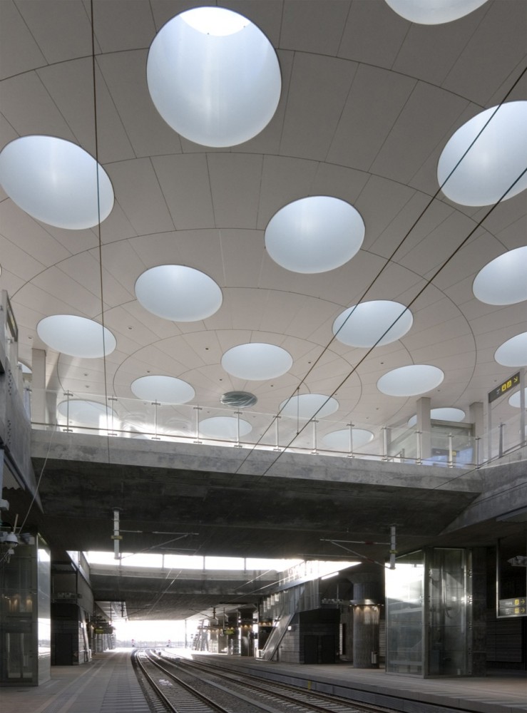 Station Hyllie / Metro Arkitekter