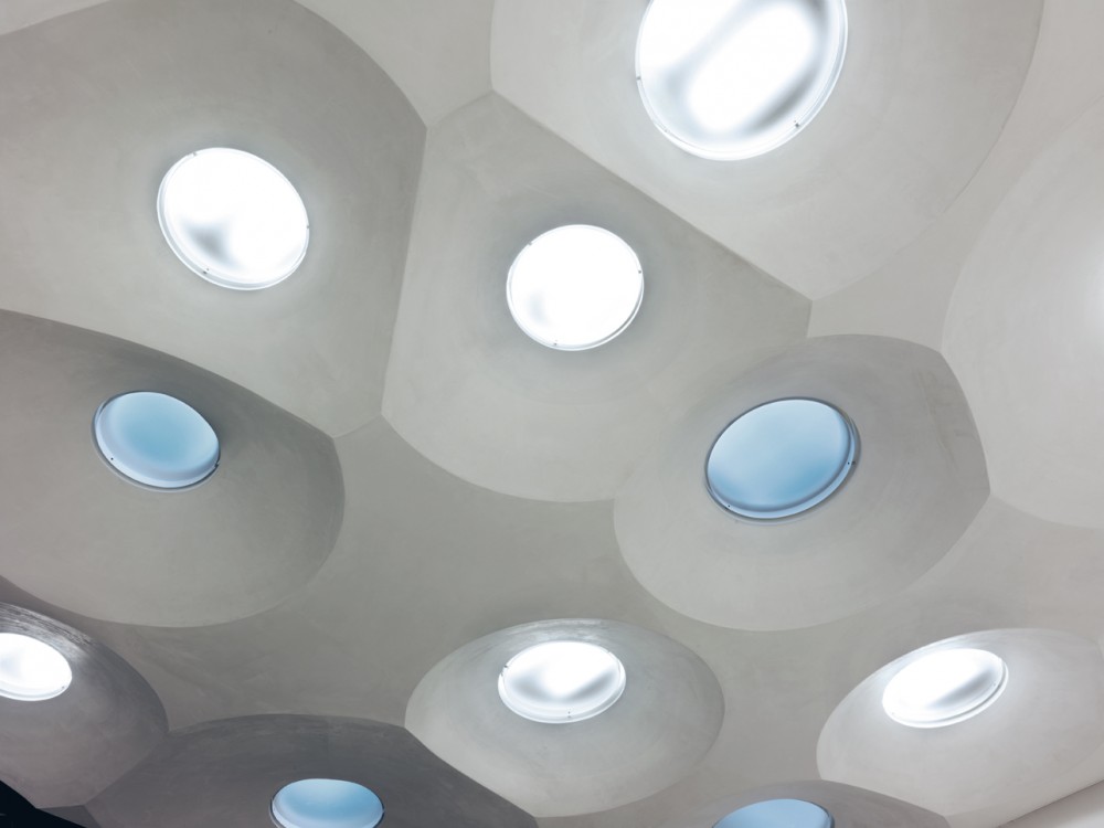 Zona K / Pietro Bagnoli + Franco Taglibue (ifdesign)