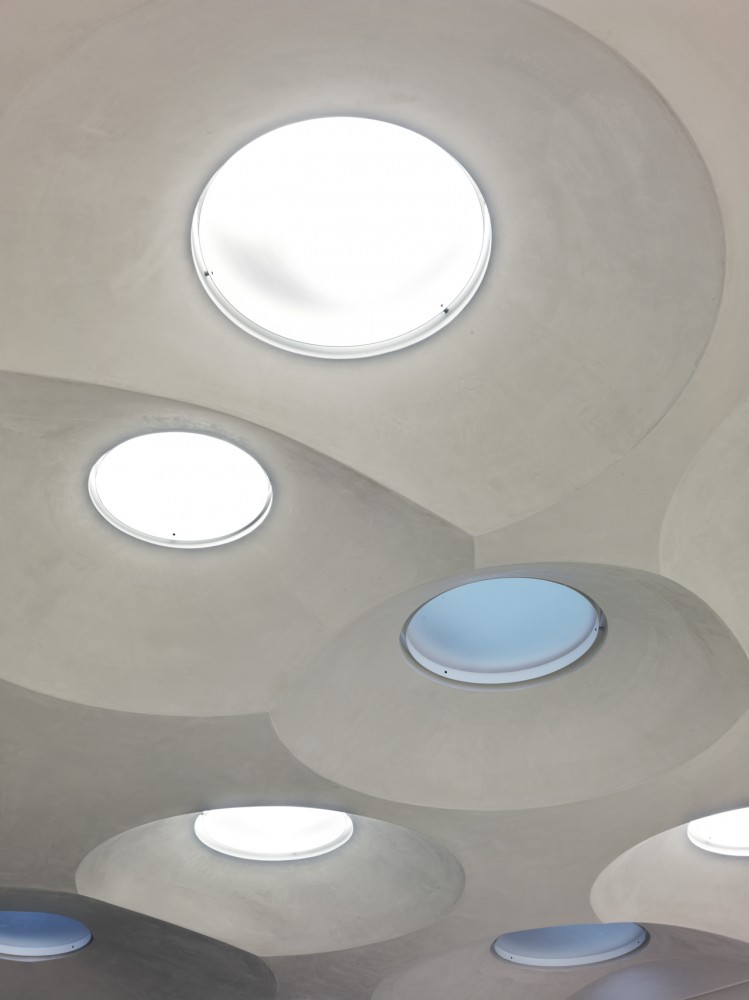 Zona K / Pietro Bagnoli + Franco Taglibue (ifdesign)