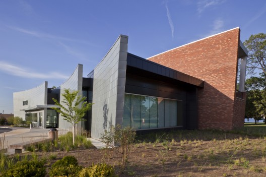 Fort McHenry National Monument and Historic Shrine Visitor and Education Center / GWWO Architects (3)