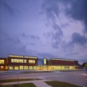 Thomas L. Wells Public School / Baird Sampson Neuert Architects (3) © Tom Arban