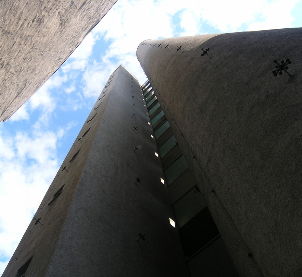 AD Classics: The Kreuzberg Tower / John Hejduk