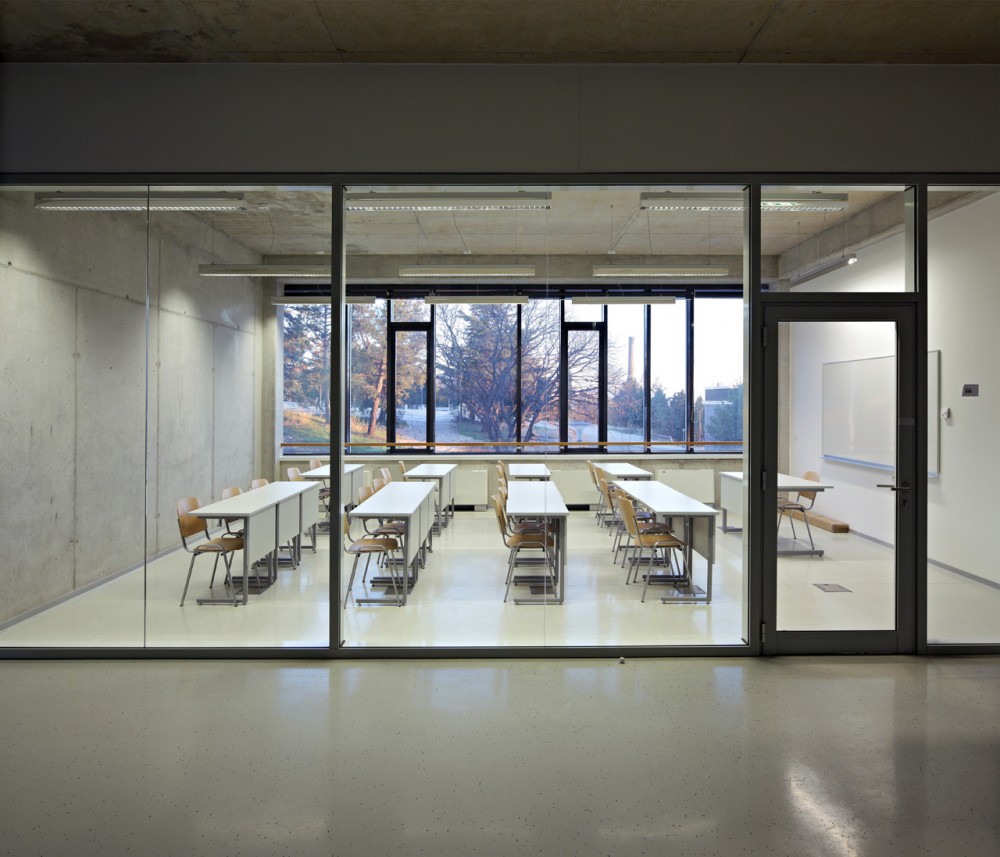 Faculty of Humanities and Social Sciences + Faculty of Teacher Education / Hildegard Auf–Franić, Tin Sven Franić, Vanja Rister