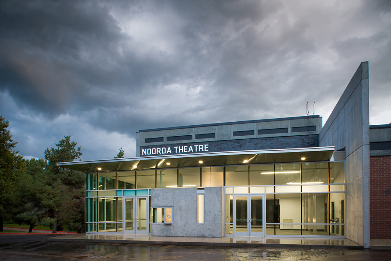 Architecture Photography Utah Valley University Noorda Theater / Axis