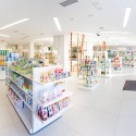 Caparrós and Reina Pharmacy / Mobil M (2)