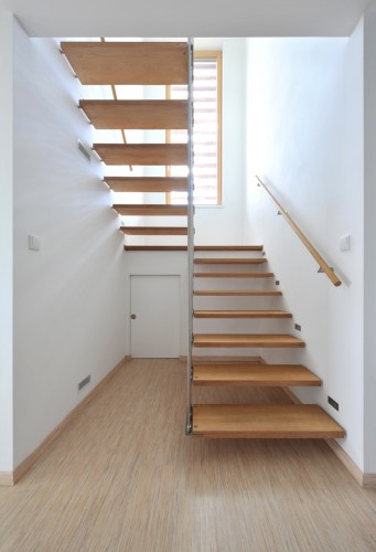 House on the outskirts of Prague / Martin Cenek Architecture (7)