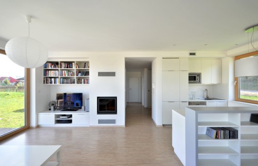 House on the outskirts of Prague / Martin Cenek Architecture (12)