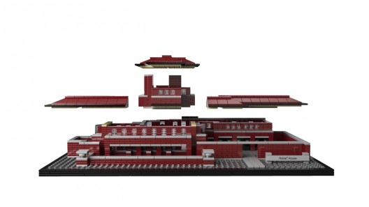 And the newest addition to LEGO® Architecture is... (4)