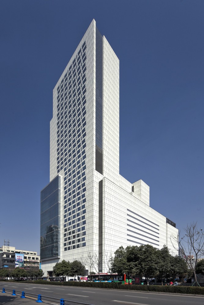 Chicony Plaza / Goettsch Partners