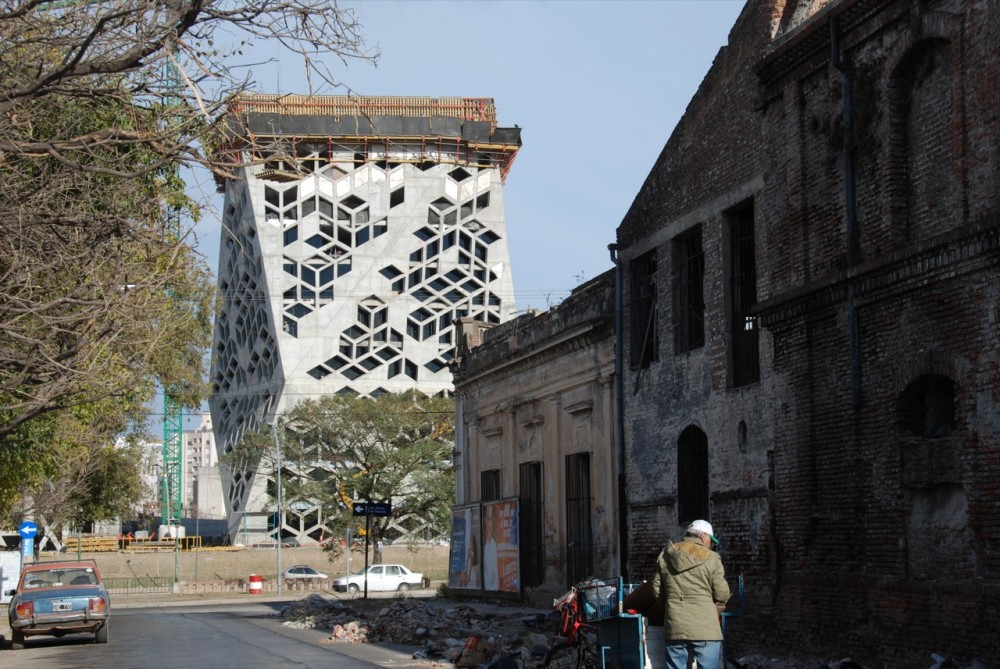 In Progress: Bicentennial Civic Center / Lucio Morini + GGMPU