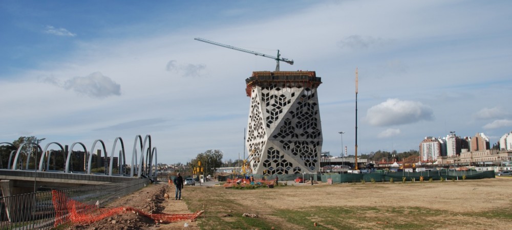 In Progress: Bicentennial Civic Center / Lucio Morini + GGMPU