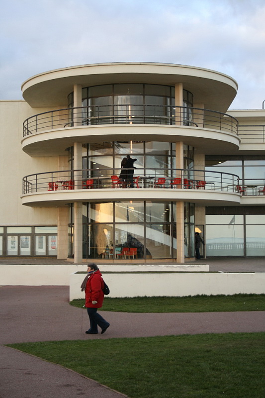 AD Classics: De La Warr Pavilion / Erich Mendelsohn and Serge Chermayeff