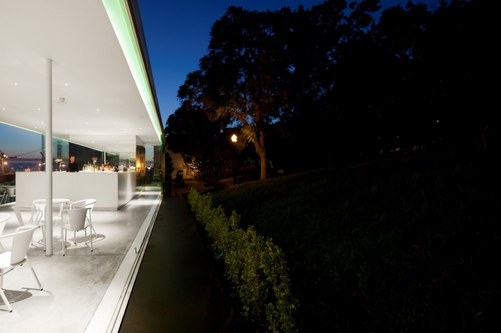 The 9 April Garden / aspa