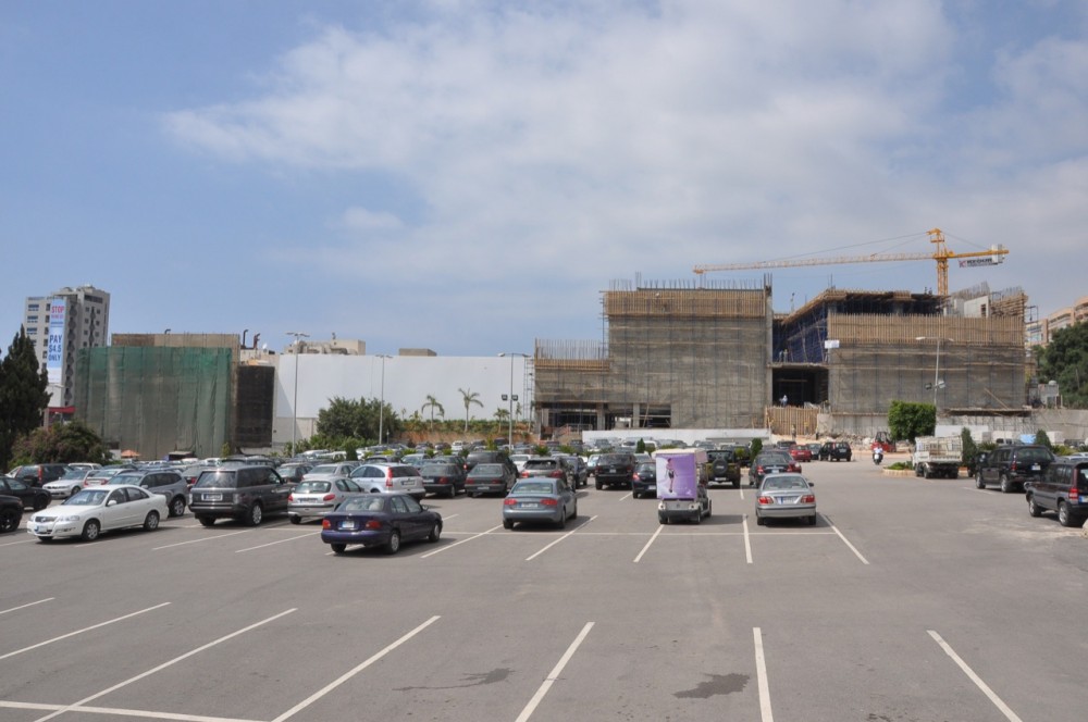 In Progress: ABC Dbayeh Department Store and Cinema Façade / nARCHITECTS