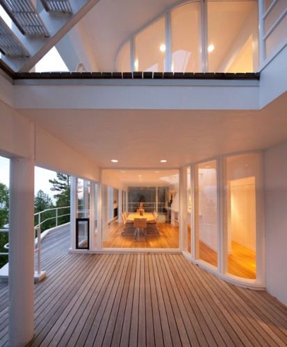 Restoring a Classic: Richard Meier's Douglas House (11)