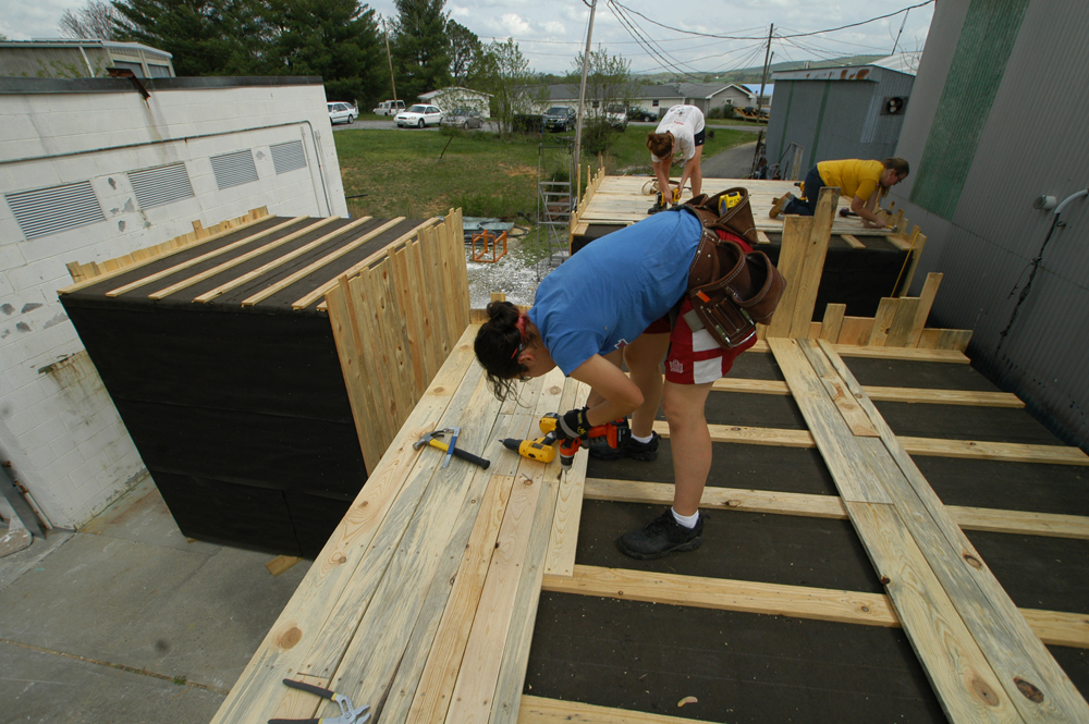 Covington Farmers Market / design/buildLAB