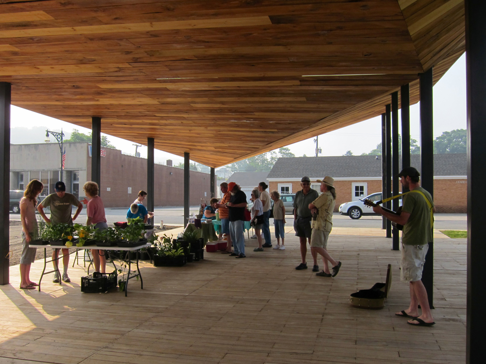 Covington Farmers Market / design/buildLAB