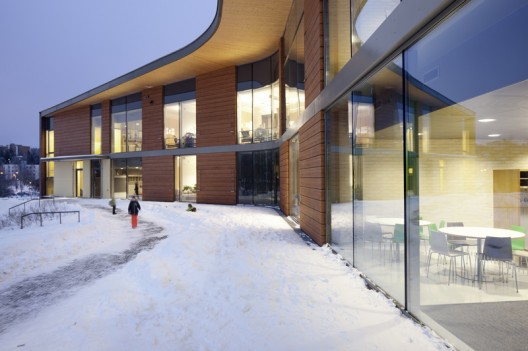 Kirkkojärvi Comprehensive School / Verstas Architects (7)