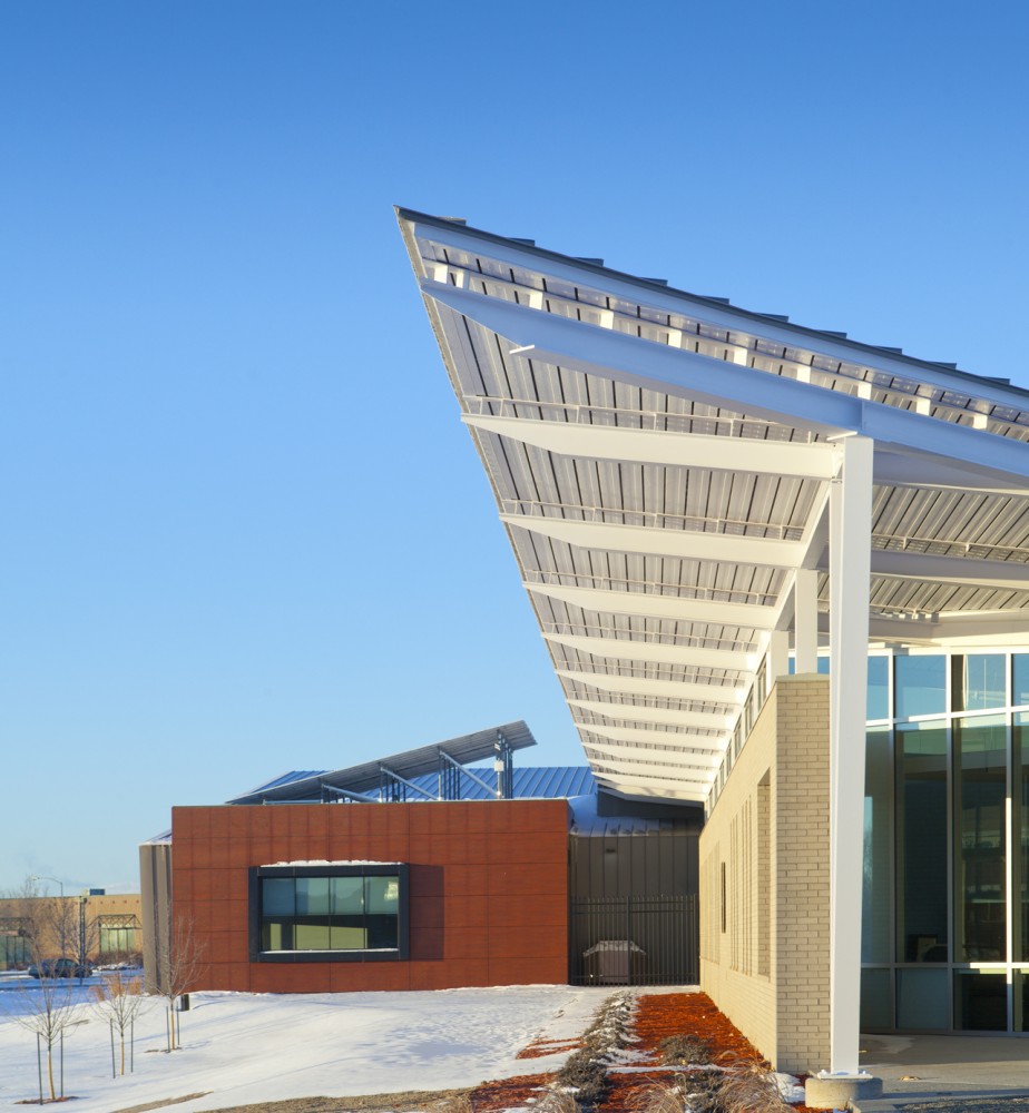 Windsor Police Department / Roth Sheppard Architects