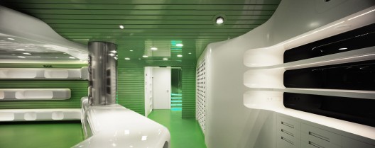 Casanueva Pharmacy / Clavel Arquitectos (1)