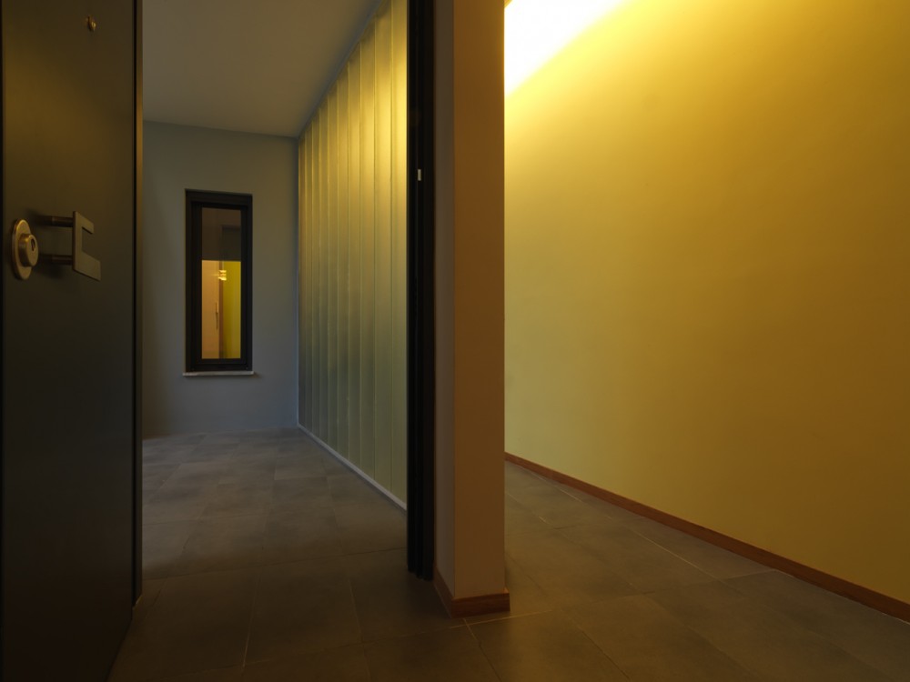 Residence in Aghia Paraskevi / Architects Unfolding + Kiki Kelesidou