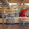 Pitfire Pizza / Bestor Architecture (8) © Ray Katchatorian