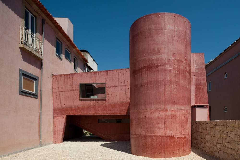 Solar S. Roque Gallery / Manuel Maia Gomes