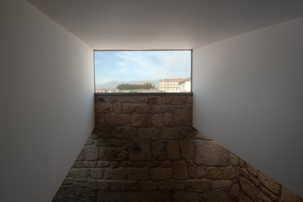 Solar S. Roque Gallery / Manuel Maia Gomes