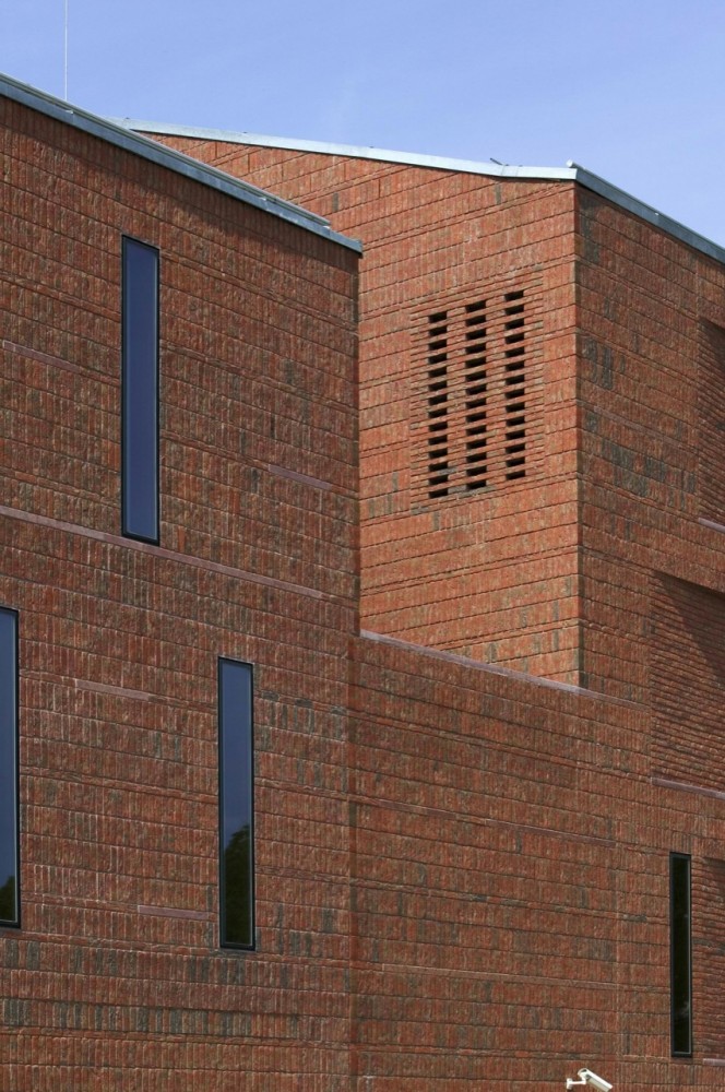 Judicial Centre in Debrecen / Koller Studio