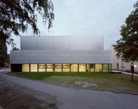 Research & Sports Hall of Humboldt University / Scheidt Kasprusch Architekten (15)