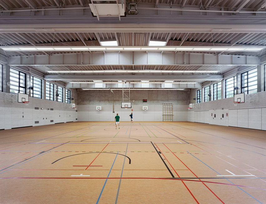 Research & Sports Hall of Humboldt University / Scheidt Kasprusch Architekten