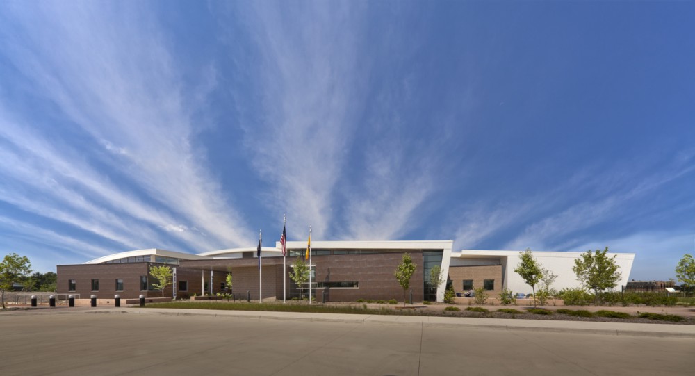 Transpo’s Emil ‘Lucky’ Reznik Administration, Maintenance & Operations Facility / RNL Design