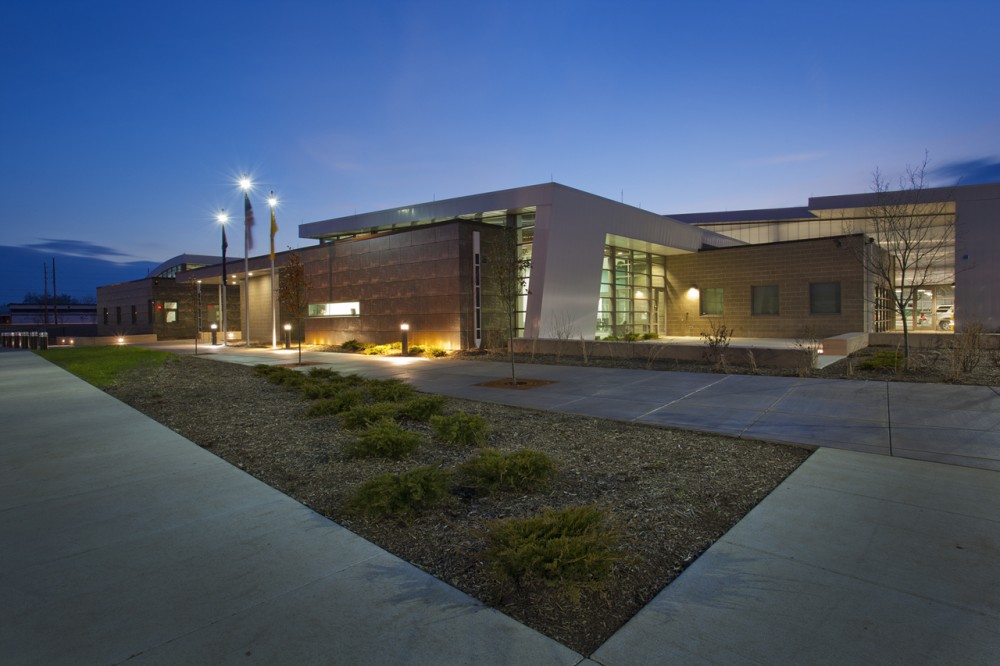 Transpo’s Emil ‘Lucky’ Reznik Administration, Maintenance & Operations Facility / RNL Design