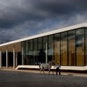 Bus Station of Rio Maior / Domitianus Arquitectura