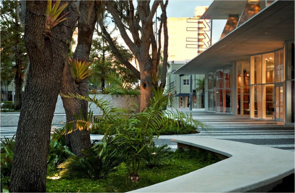 1111 Lincoln Road / Raymond Jungles