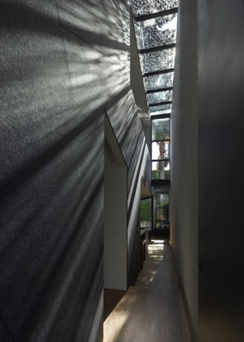 Law Street House / Muir Mendes (15)