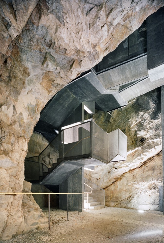 Fortress of Fortezza / Markus Scherer with Walter Dietl