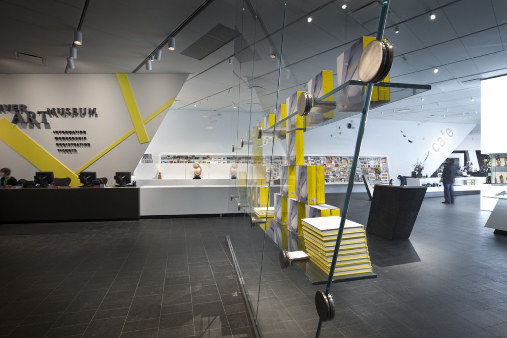 Denver Art Museum, Museum Shop / Roth Sheppard Architects