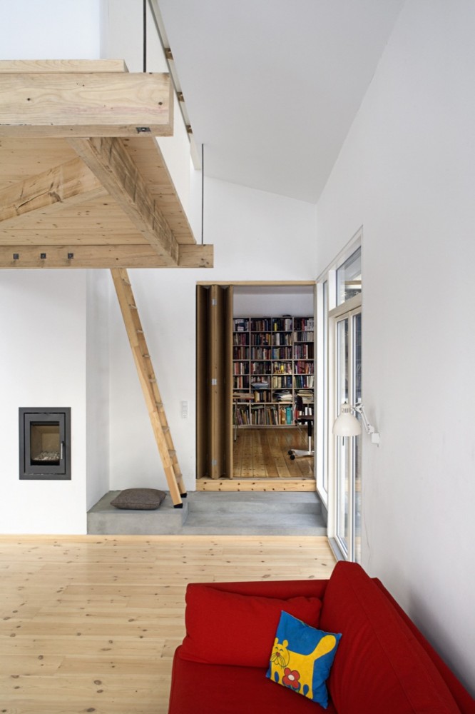 Cloudy House / LASC studio