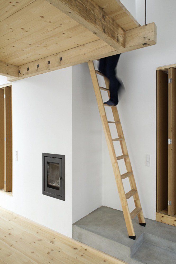 Cloudy House / LASC studio
