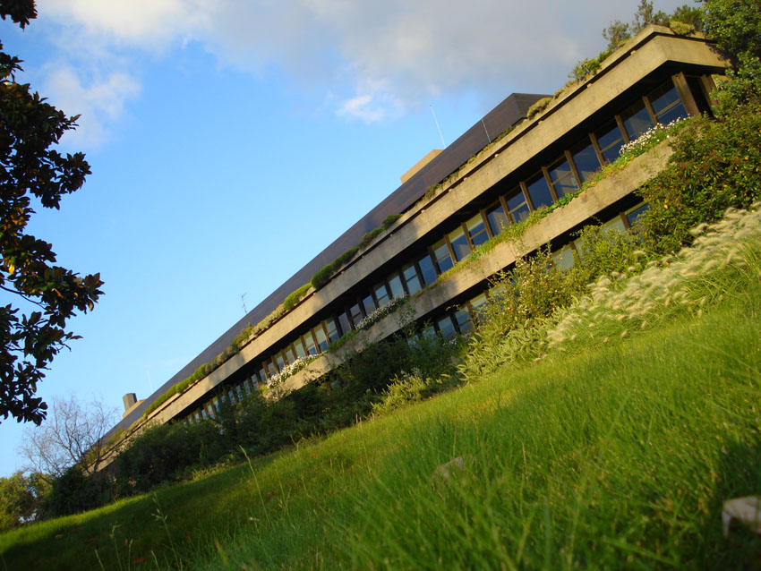 AD Classics: Calouste Gulbenkian Foundation / Ruy Jervis d’Athouguia, Pedro Cid and Alberto Pessoa