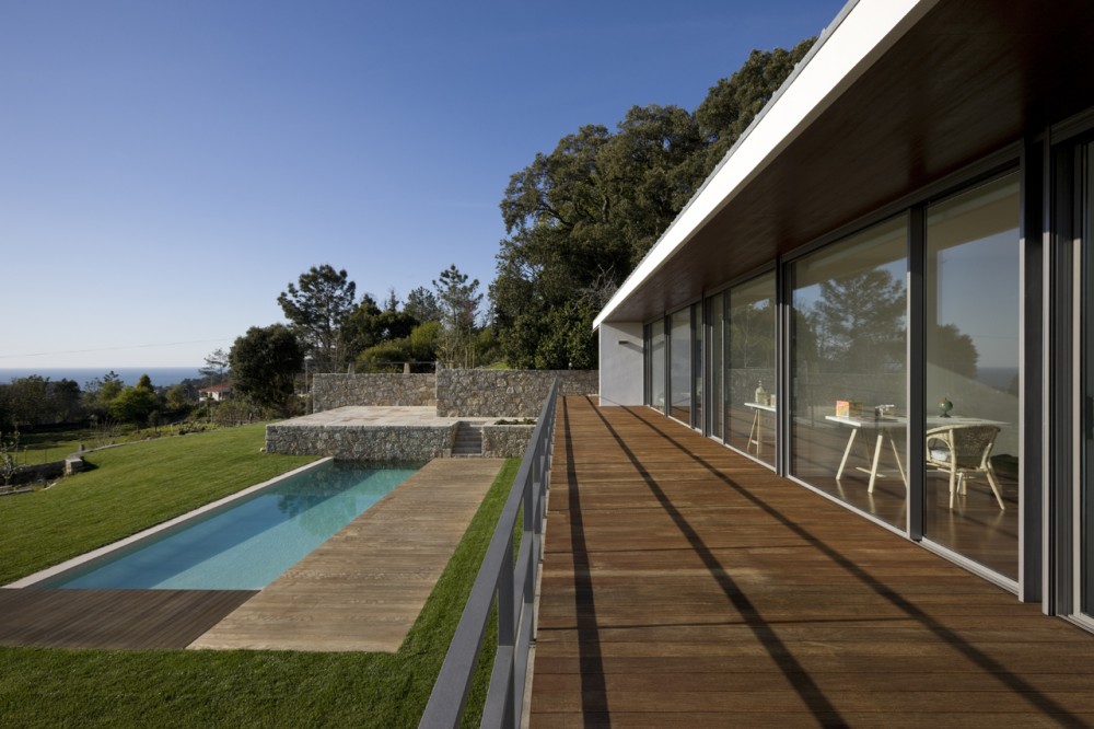 Afife House / Alfredo Resende Arquitectos