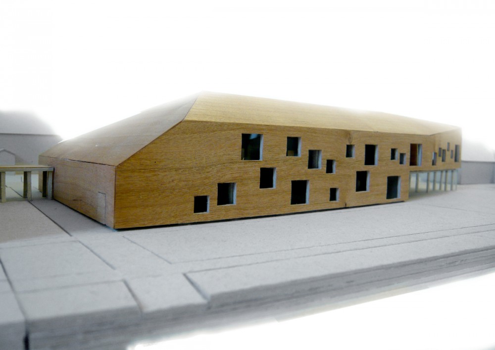 Community Center / MARP + Dévényi és Társa
