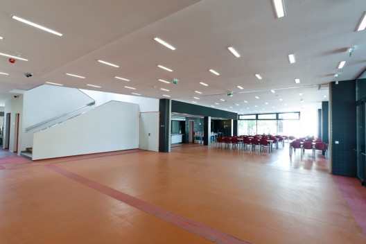 Community Center / MARP + Dévényi és Társa (3)
