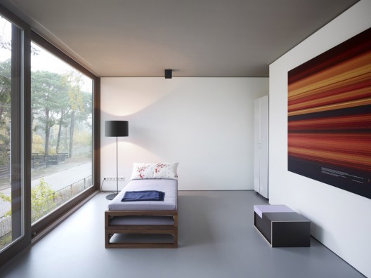 Minimum House / Scheidt Kasprusch Architekten (7)