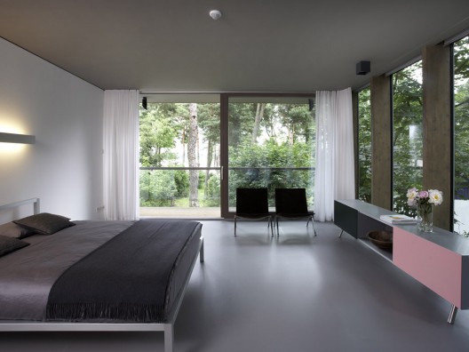 Minimum House / Scheidt Kasprusch Architekten (4)