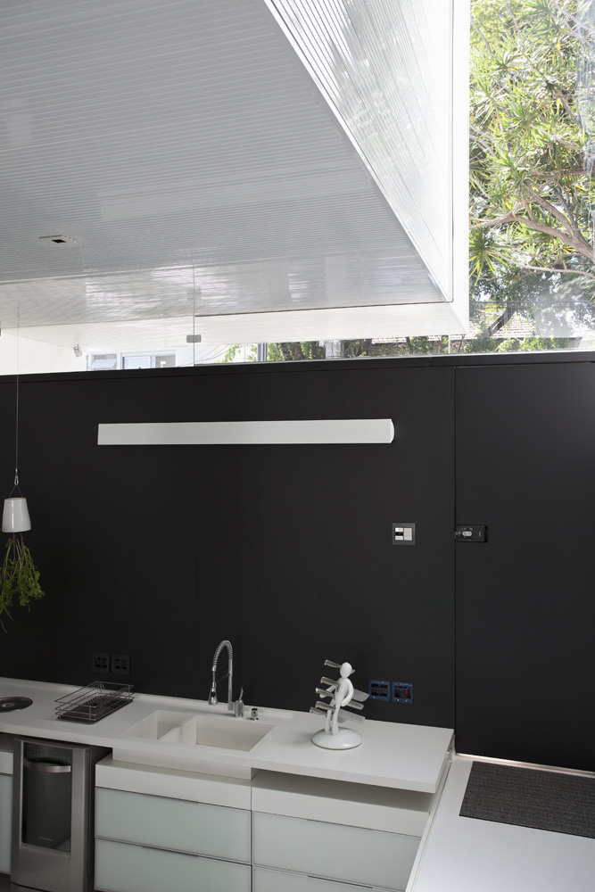 Casa 4×30 / CR2 architecture + FGMF Architects