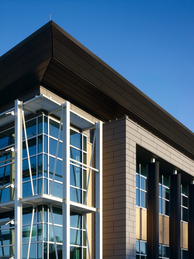 Advanced Energy Center, Stony Brook University / Flad Architects