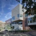 Cleveland State University Student Center / Gwathmey Siegel & Associates Architects with Braun & Steidl Architects (2) Cleveland State University Student Center / Gwathmey Siegel & Associates Architects with Braun & Steidl Architects (2) © Brad Feinknopf