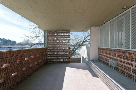 Serrano Public School / Arzubialde Arquitectos (7)